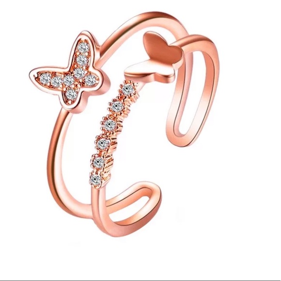Butterfly ♡ Crystal Ring - Picture 3 of 8